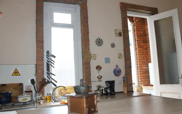 L House