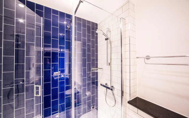 Holiday Inn London-Gatwick Airport by IHG