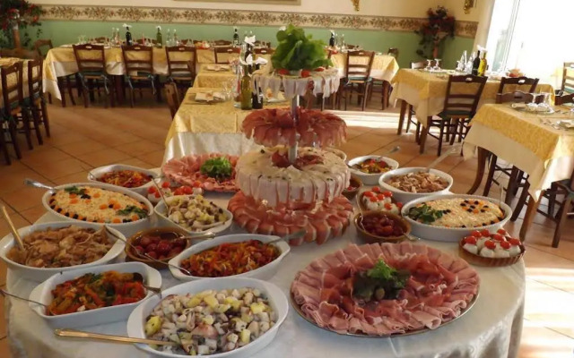 Il Campanile Hotel - La Cantina Del Pittore