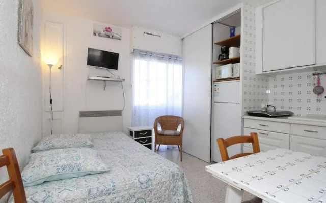 Appartement Balaruc-les-Bains, 1 pièce, 1 personne - FR-1-553-32