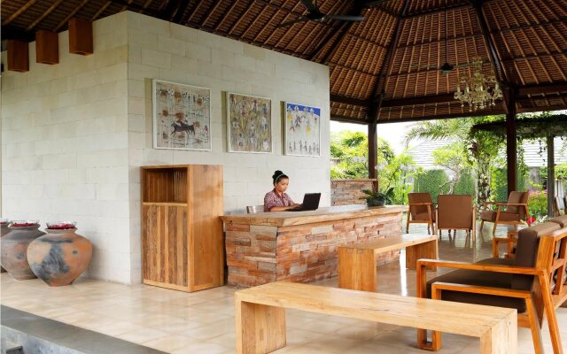 Villa Kayu Lama