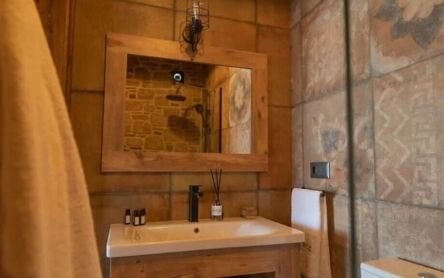 Leone Natural Otel