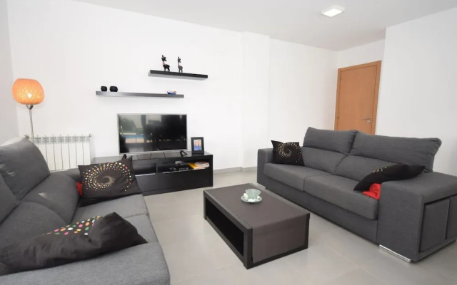 Modern Villa With Private Swimming Pool
