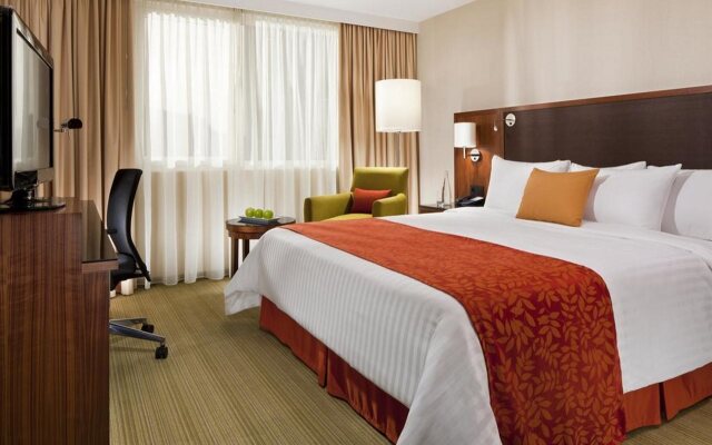 Courtyard by Marriott Paris Arcueil