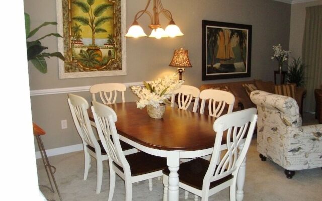 Arbor Trace Condo #723