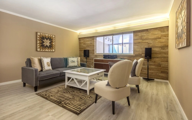 Luxury Stay by the Cascais Coastline