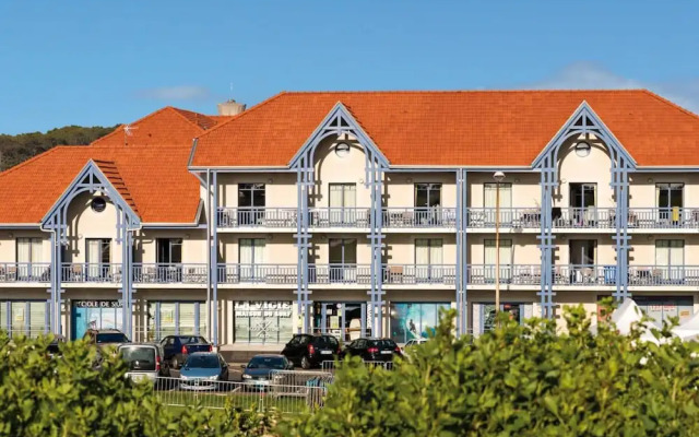 Apartment in Biscarrosse by the Beach