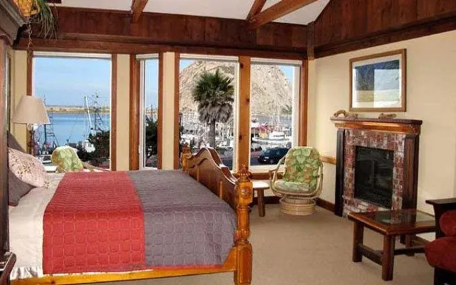 Front Street Inn and Spa