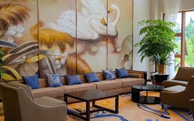 Swan Lake International Hotel – Lobby – Sanmenxia
