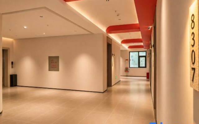 Meizhou Island Huanpeng Yu Long B & B