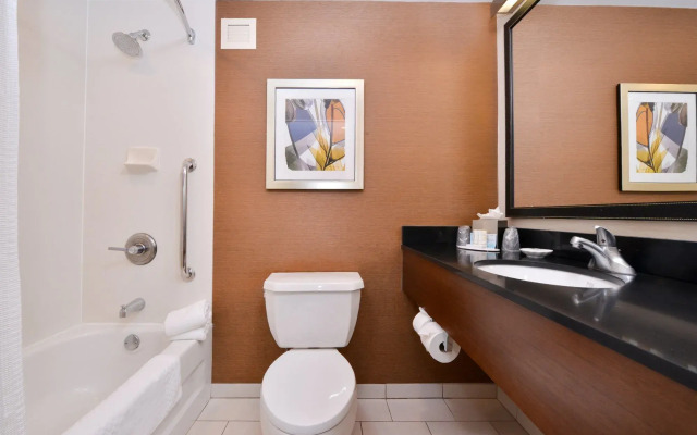 Fairfield Inn & Suites by Marriott Rochester West/Greece