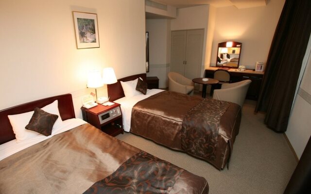 Andiamo Partenza Hotel Hashima