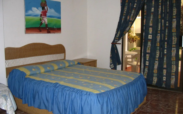 Plaza Real Resort