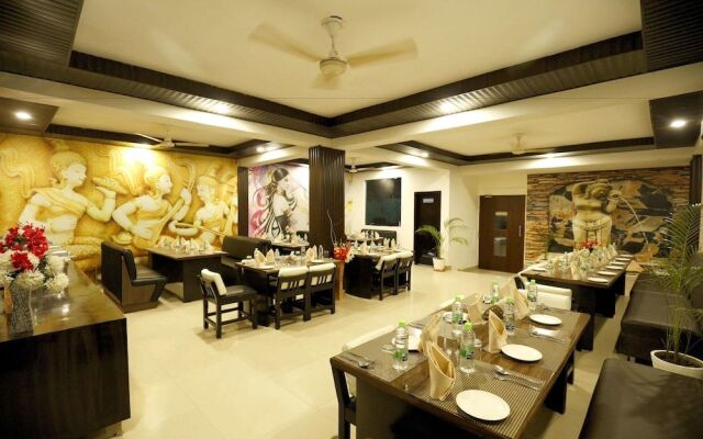 OYO 8095 Hotel Taj Castle