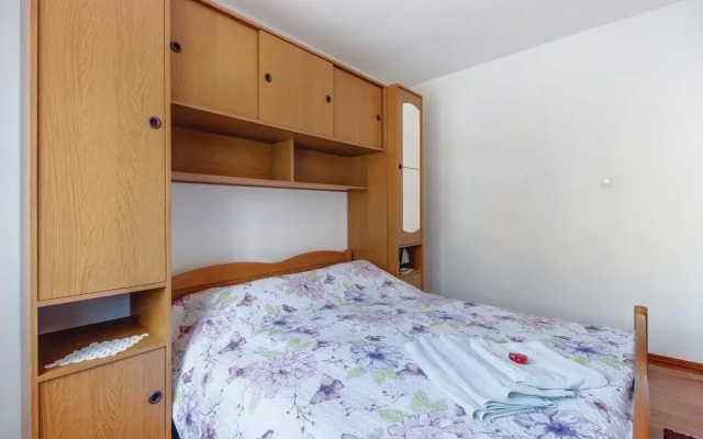 Awesome Home in Cres With Wifi and 1 Bedrooms