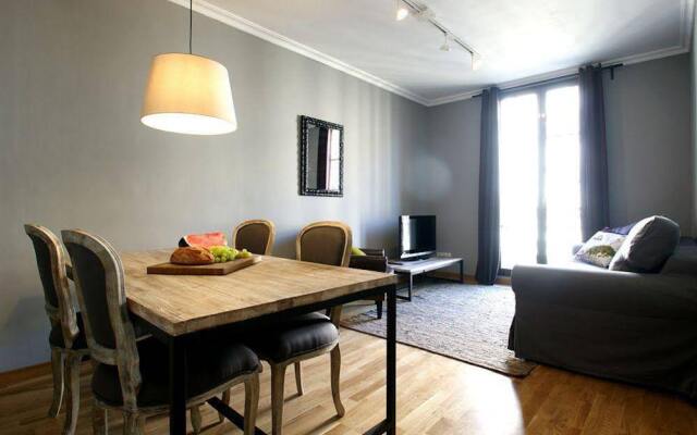 Paseo de Gracia Apartments