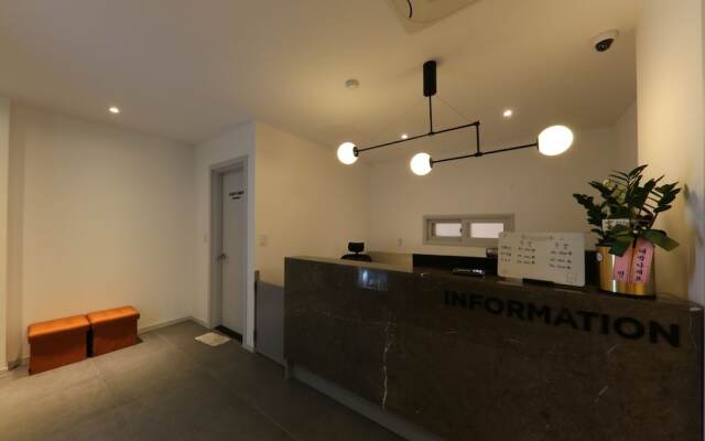 N7 Hotel