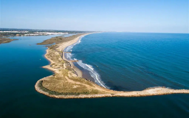 Отель Eco Hotel Vila Galé Albacora