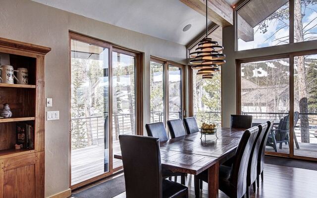 Cloud  4 Bedroom Home by RedAwning