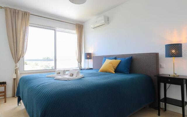 LovelyStay - Divine 3BDR Duplex House w/ Pool & Garden