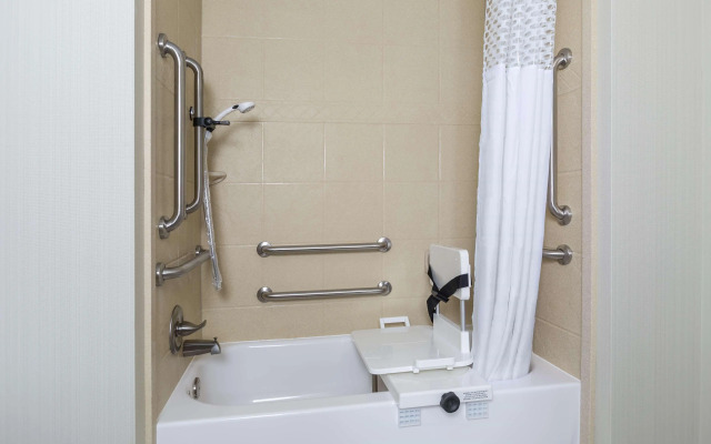 Hampton Inn & Suites Philadelphia Montgomeryville