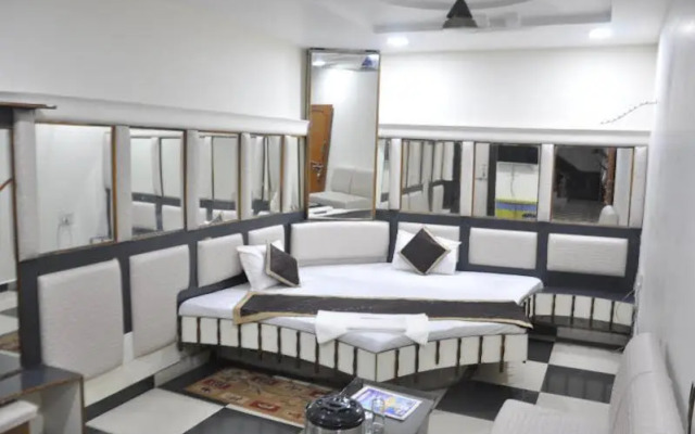 Hotel Sanskar