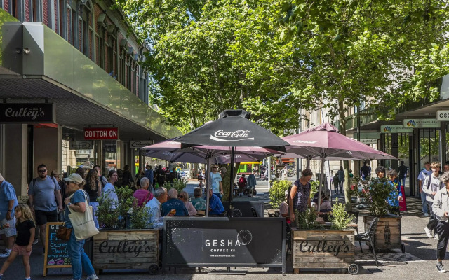 The Leonardo has 180 degree ocean views