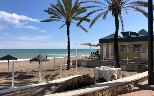 Beautiful modern apartment 100m from the sea