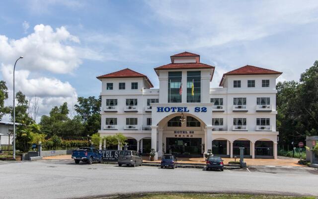 Hotel S2