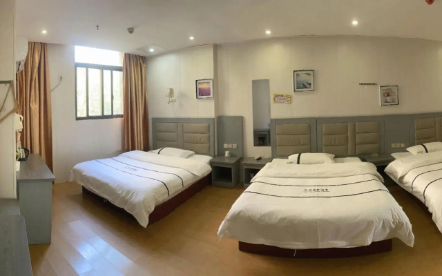 Tianyue Express Hotel (Wuhan Railway Station Happy Valley Branch)