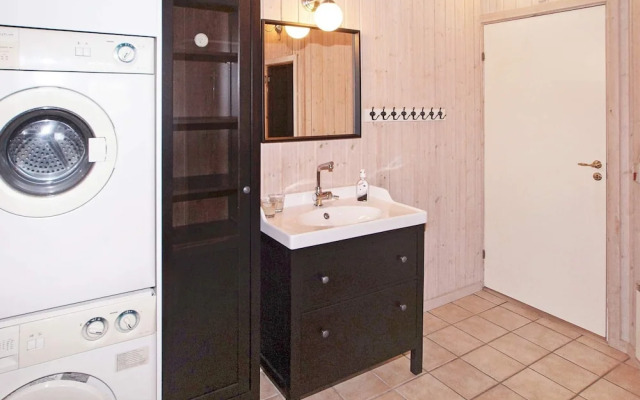 8 Person Holiday Home in Hemmet