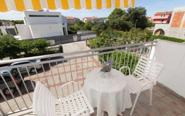 Vik - 250 m from beach - A2(3+2)