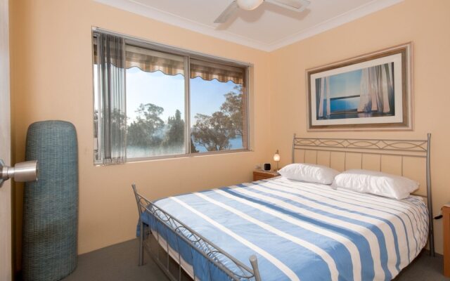 Shipmates, Unit 8/51 Christmas Bush Avenue