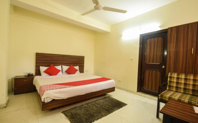 Dev Villa Guest House