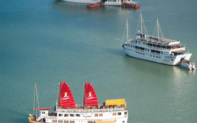 Sun Legend Cruise