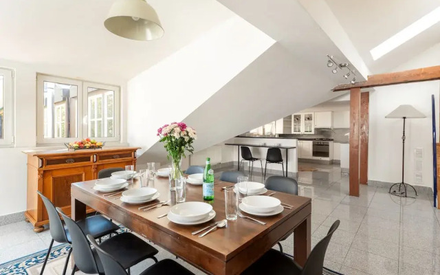 Stylish apartment with terrace in center Prague