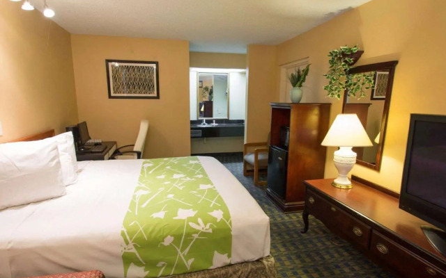 Quality Inn Kissimmee West - Lake Buena Vista South