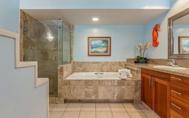 Vista Waikoloa E-105 2 Bedroom Condo by RedAwning