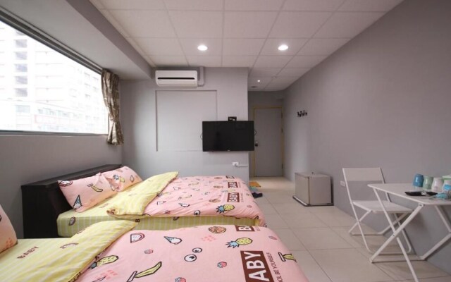 Wei Yang Light Travel