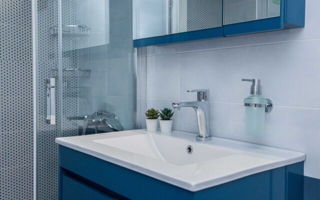Boutique Stylish 1 Bd Apt in Patisia