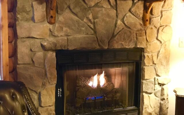 Crystal Cove Bed and Breakfast