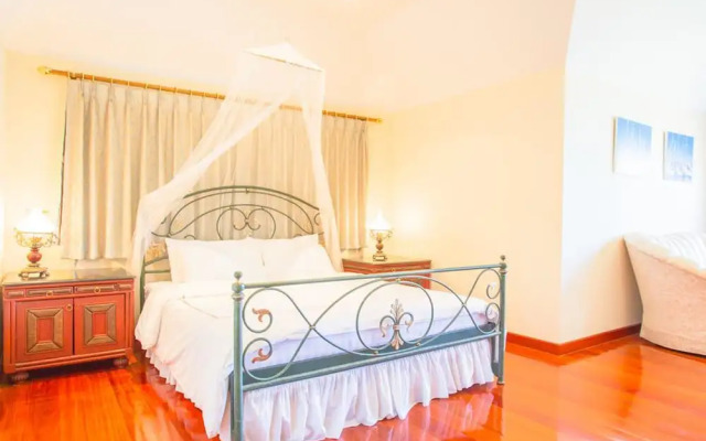 Prompimarn Villa