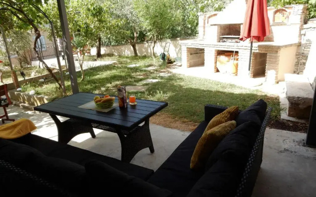 Modern Antique apartment's Villa Castropola 8, located in Center of Pula