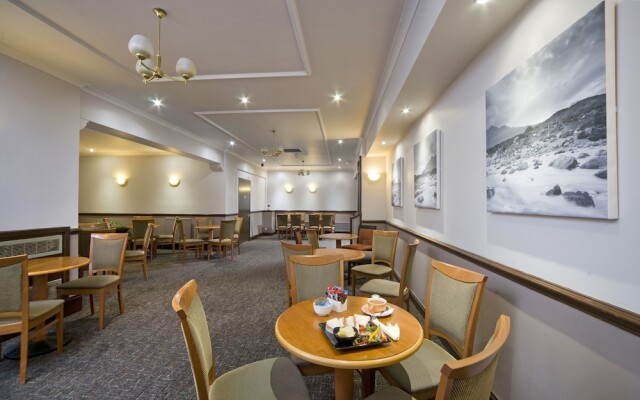 The Tarbet Hotel