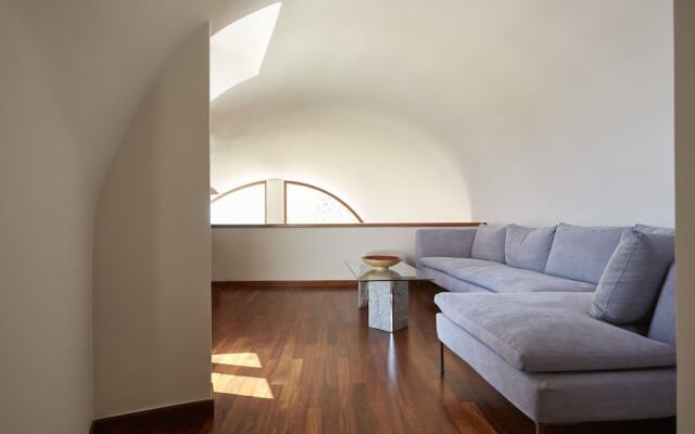 Periscope Villa