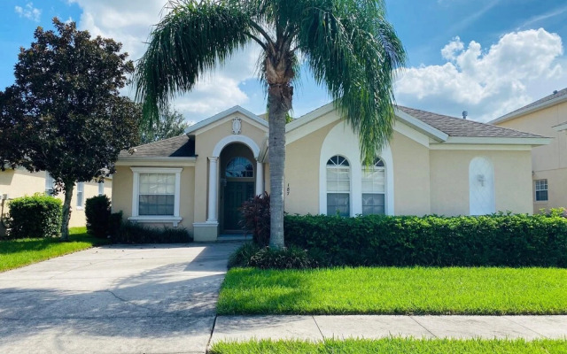 Fransicso's Calabay Parc Vacation Home