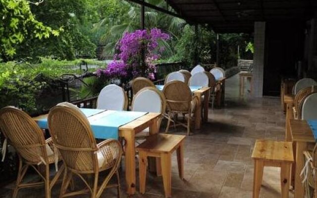 Adrasan River Hotel