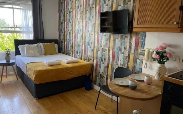 Portobello Road artistic studios
