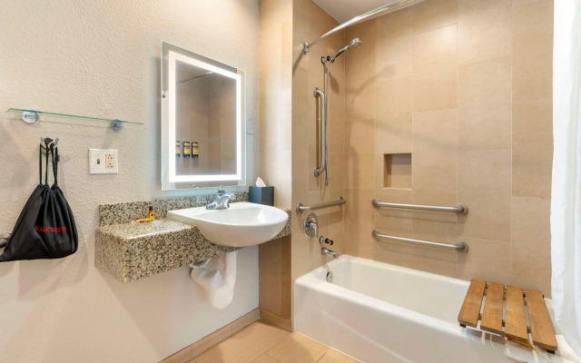 Best Western Plus Rancho Cordova Inn