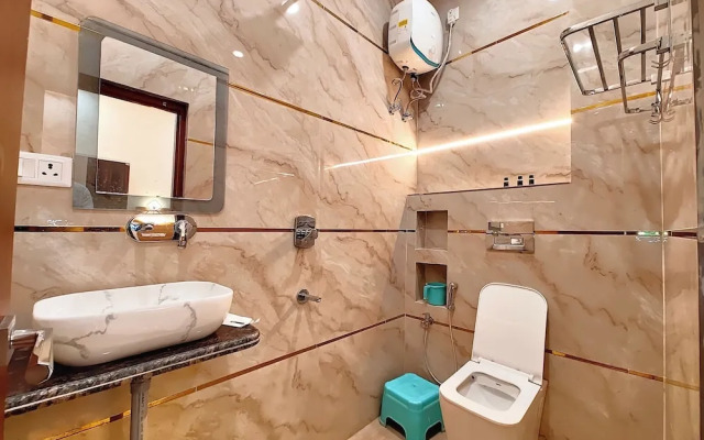 Hotel V Palace Ayodhya